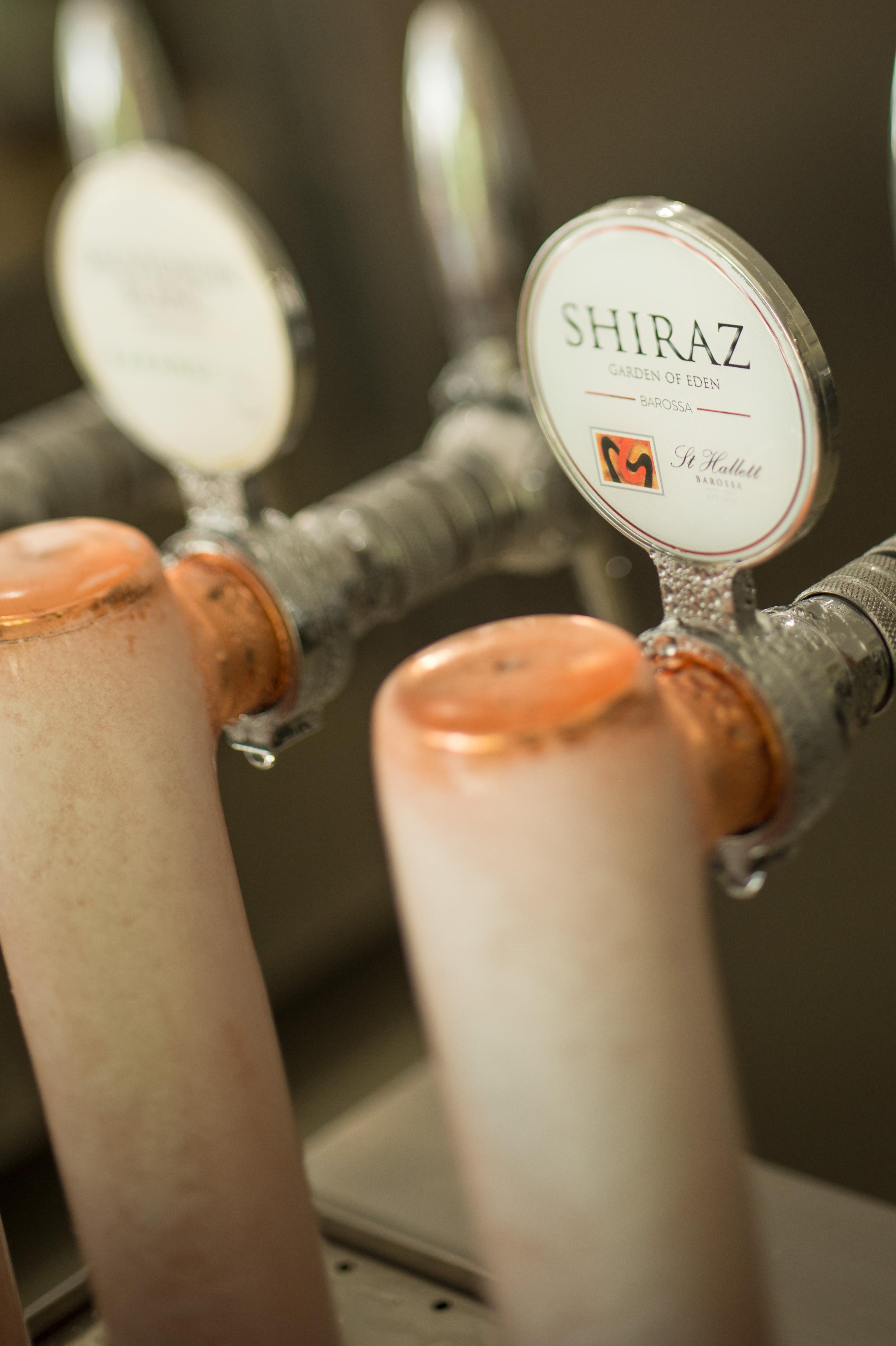 Heart Hotel And Gallery Whitsundays Airlie Beach Εξωτερικό φωτογραφία