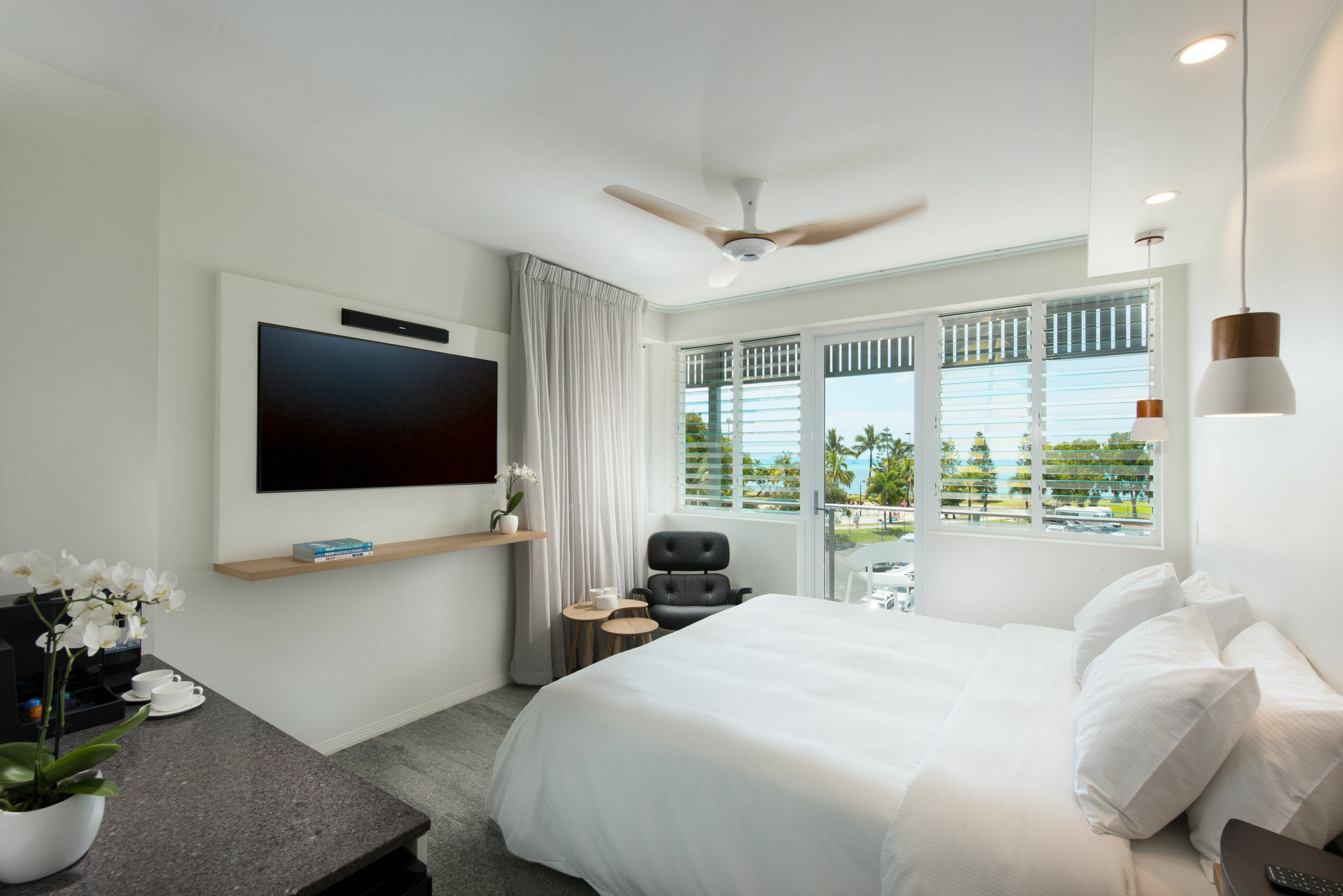 Heart Hotel And Gallery Whitsundays Airlie Beach Εξωτερικό φωτογραφία